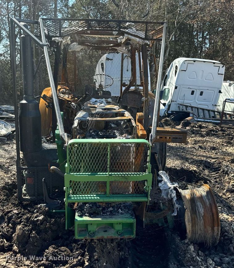 image for item EN5171 2020 John Deere 6130M tractor