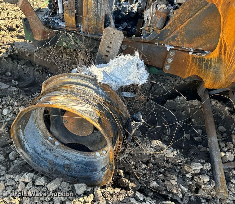 image for item EN5171 2020 John Deere 6130M tractor