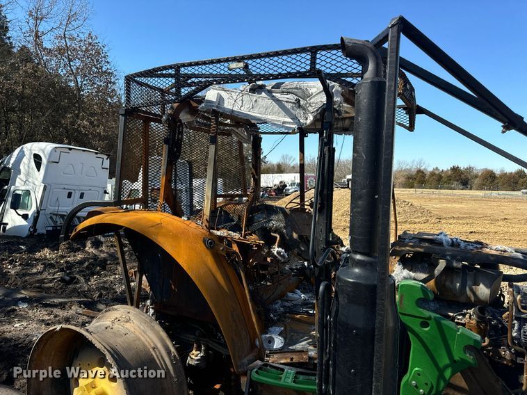 image for item EN5171 2020 John Deere 6130M tractor