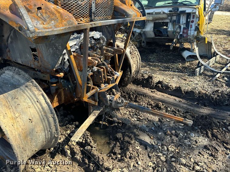 image for item EN5171 2020 John Deere 6130M tractor