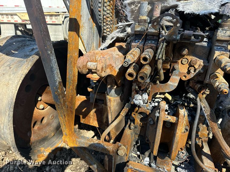 image for item EN5171 2020 John Deere 6130M tractor