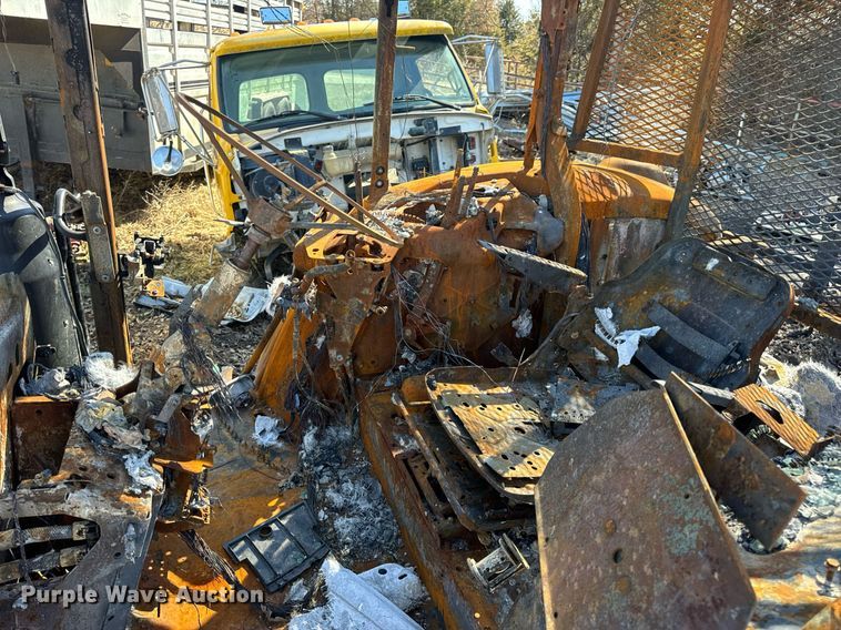 image for item EN5171 2020 John Deere 6130M tractor