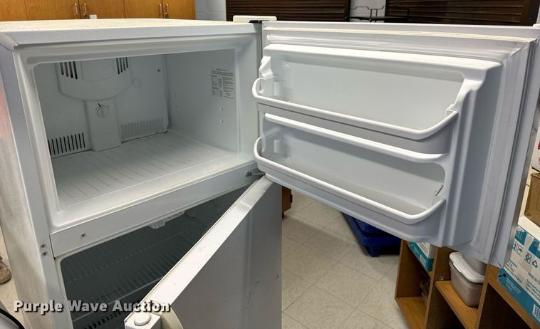 image for item EN5184 Restaurant equipment