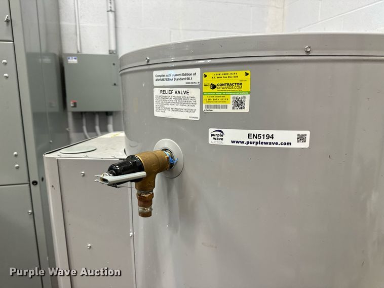 image for item EN5194 AO Smith DRE-120 100 commercial water heater