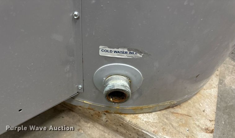 image for item EN5194 AO Smith DRE-120 100 commercial water heater