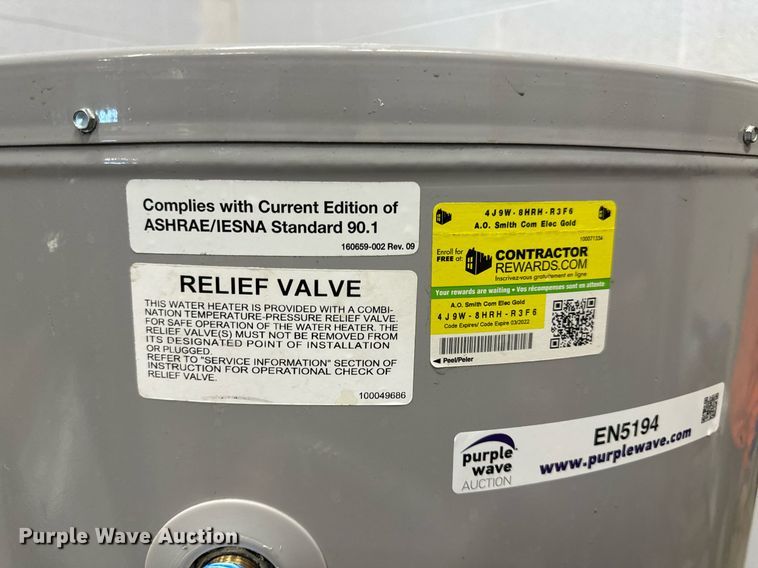 image for item EN5194 AO Smith DRE-120 100 commercial water heater