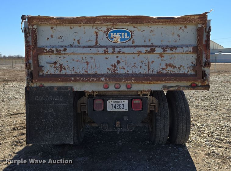 image for item EN8683 1983 International 1754 dump truck