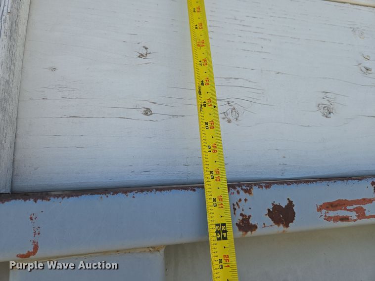 image for item EN8683 1983 International 1754 dump truck