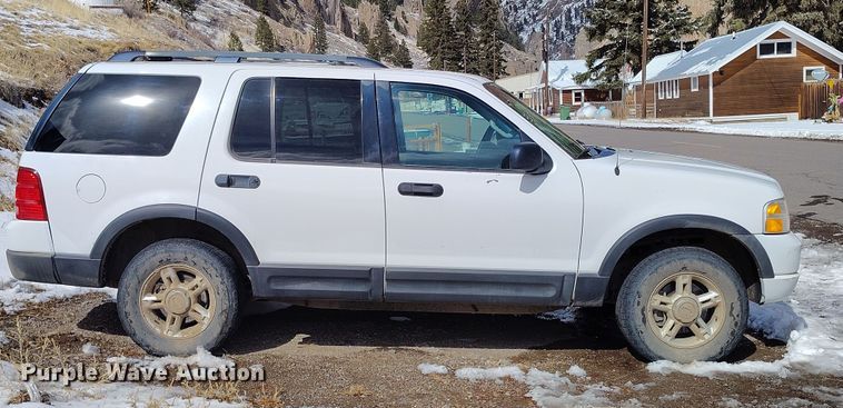 image for item EO9972 2003 Ford Explorer SUV