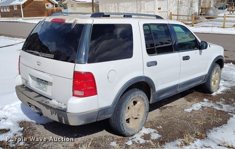 image for item EO9972 2003 Ford Explorer SUV