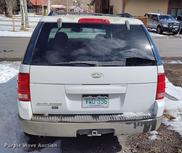 image for item EO9972 2003 Ford Explorer SUV