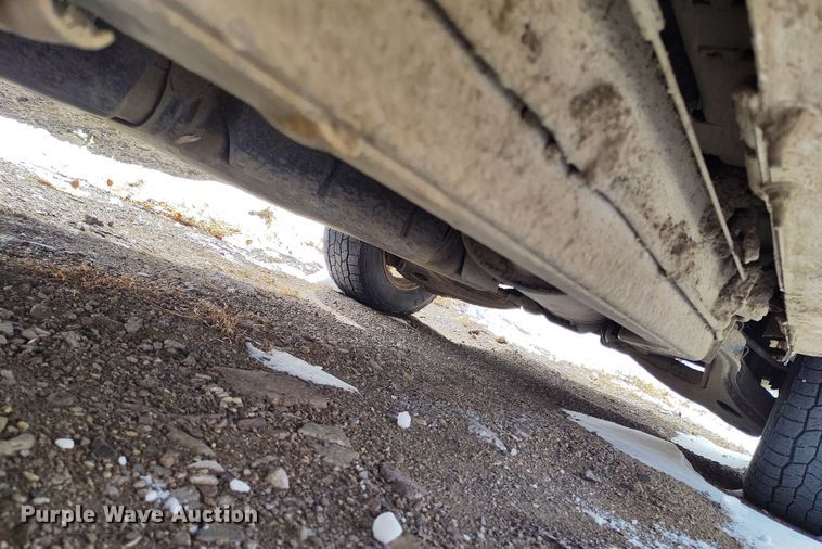 image for item EO9972 2003 Ford Explorer SUV