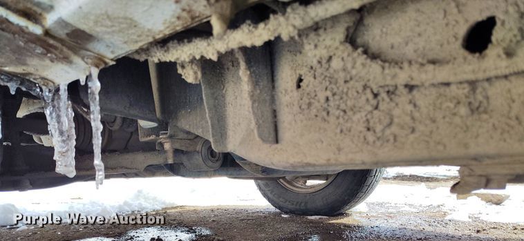 image for item EO9972 2003 Ford Explorer SUV