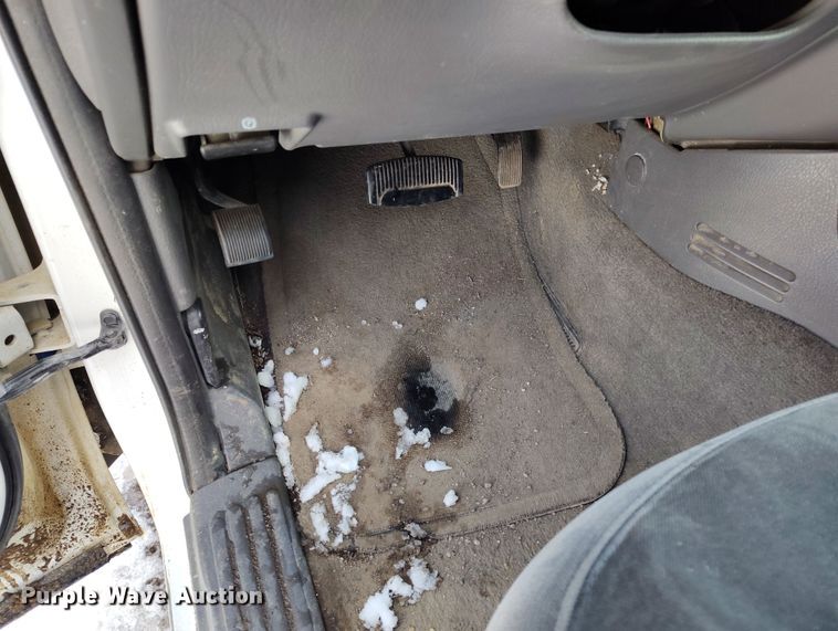 image for item EO9972 2003 Ford Explorer SUV