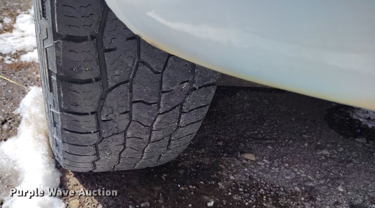 image for item EO9972 2003 Ford Explorer SUV