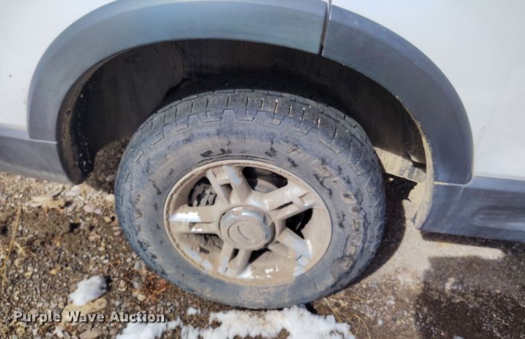 image for item EO9972 2003 Ford Explorer SUV