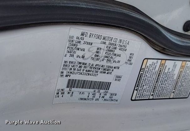 image for item EO9972 2003 Ford Explorer SUV