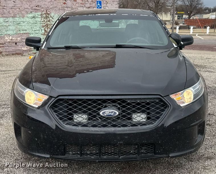 image for item EQ1135 2016 Ford Taurus Police Interceptor 