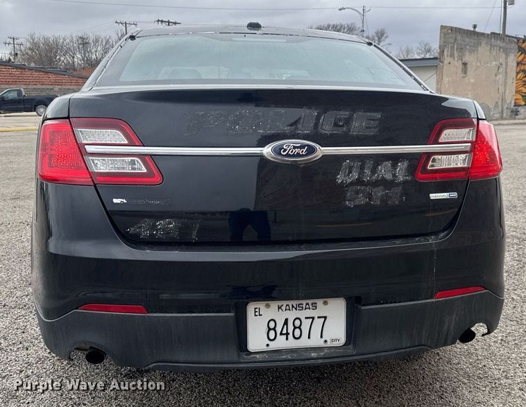 image for item EQ1135 2016 Ford Taurus Police Interceptor 