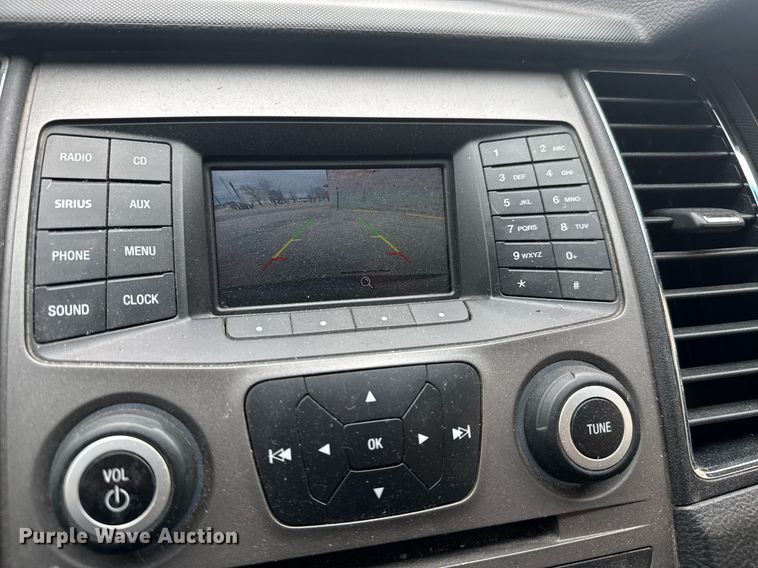 image for item EQ1135 2016 Ford Taurus Police Interceptor 