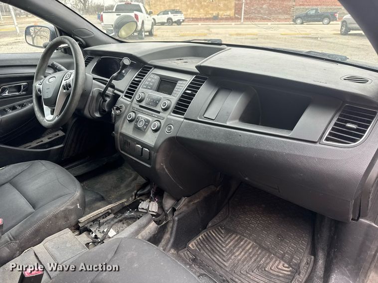 image for item EQ1135 2016 Ford Taurus Police Interceptor 