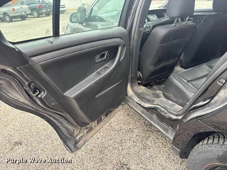 image for item EQ1135 2016 Ford Taurus Police Interceptor 