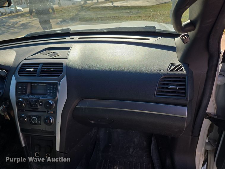 image for item EQ6729 2014 Ford Explorer Police Interceptor SUV