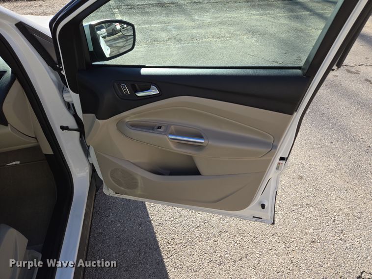 image for item EQ6730 2013 Ford  Escape  SUV