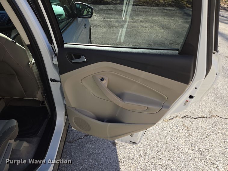 image for item EQ6730 2013 Ford  Escape  SUV