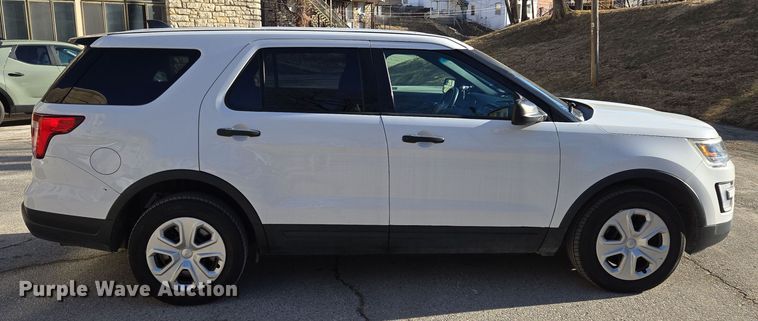 image for item EQ6731 2018 Ford  Explorer Police Interceptor SUV