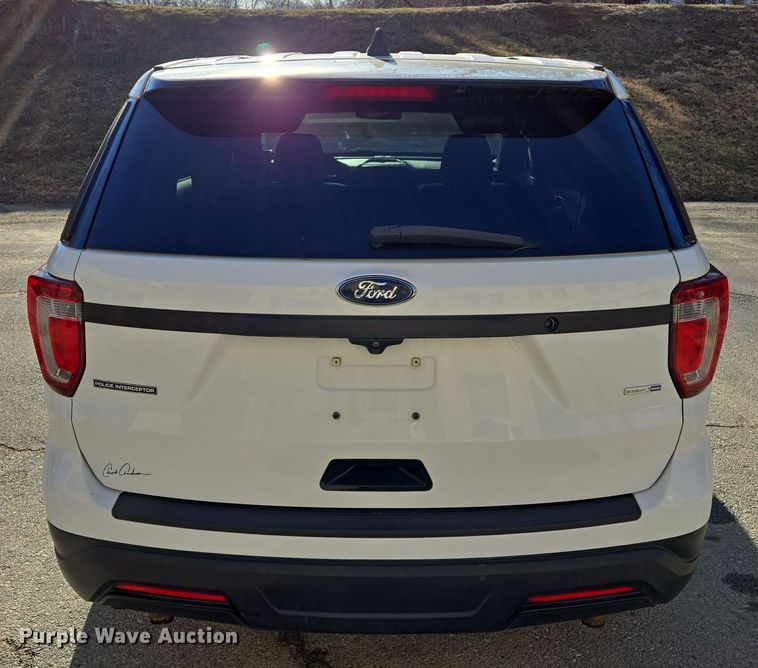 image for item EQ6731 2018 Ford  Explorer Police Interceptor SUV