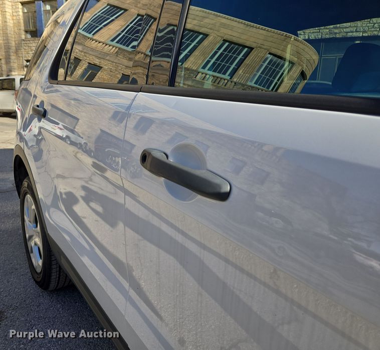 image for item EQ6731 2018 Ford  Explorer Police Interceptor SUV