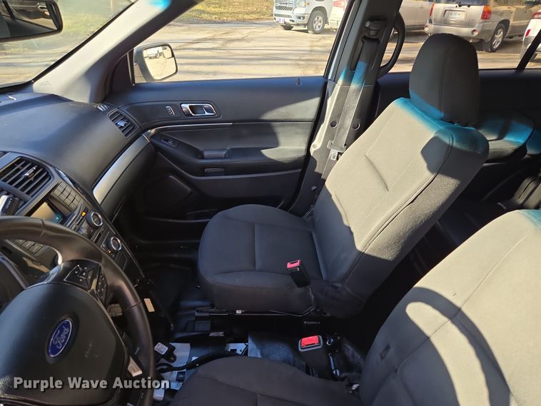 image for item EQ6731 2018 Ford  Explorer Police Interceptor SUV