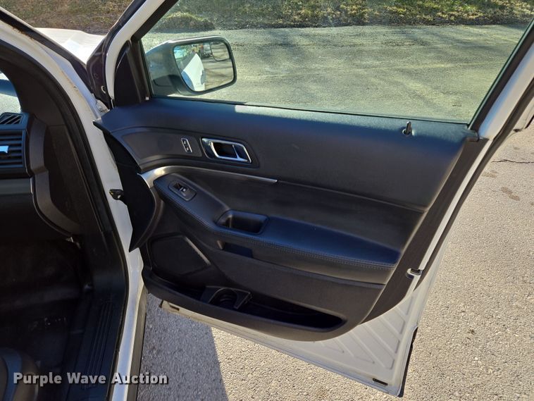 image for item EQ6731 2018 Ford  Explorer Police Interceptor SUV