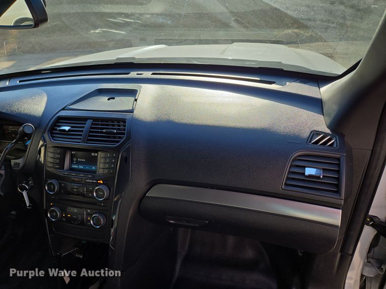 image for item EQ6731 2018 Ford  Explorer Police Interceptor SUV