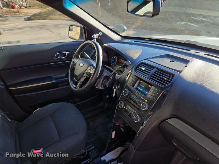 image for item EQ6731 2018 Ford  Explorer Police Interceptor SUV