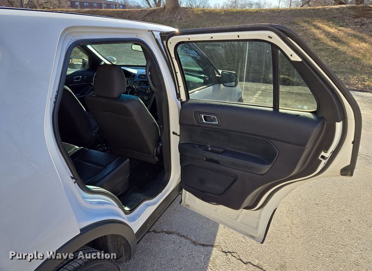 image for item EQ6731 2018 Ford  Explorer Police Interceptor SUV