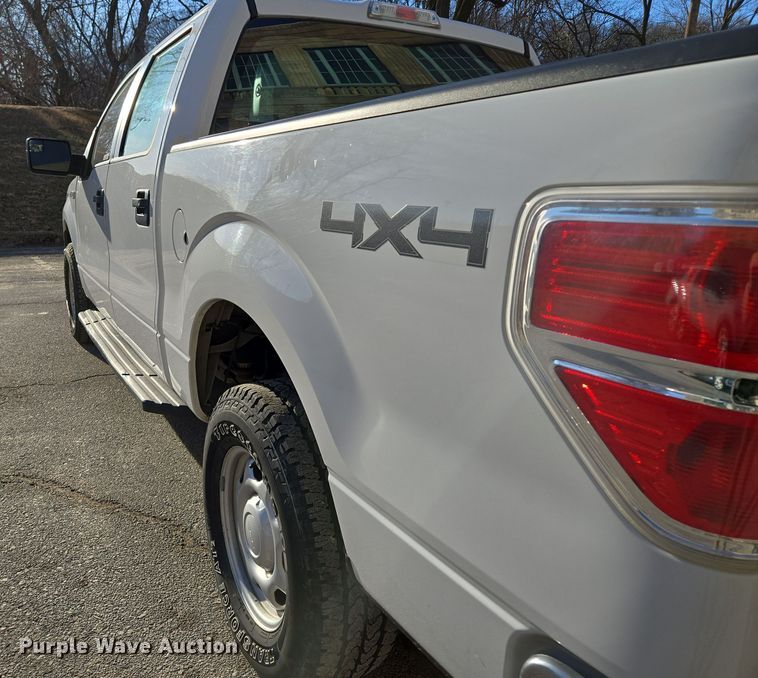 image for item EQ6732 2013 Ford  F150 SuperCrew pickup truck