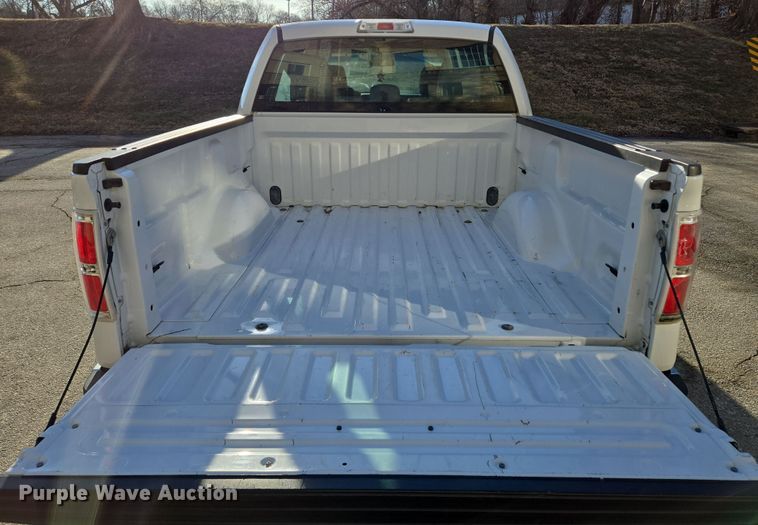 image for item EQ6732 2013 Ford  F150 SuperCrew pickup truck