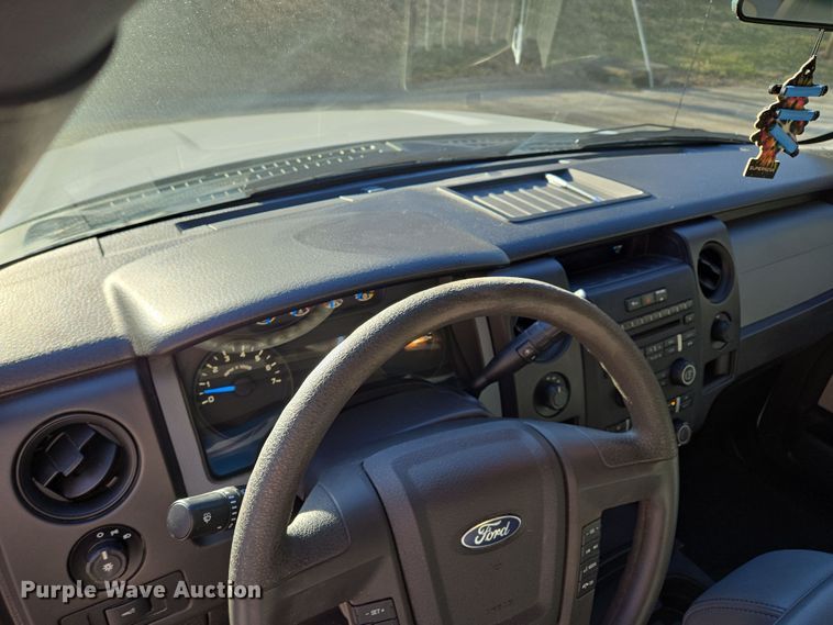 image for item EQ6732 2013 Ford  F150 SuperCrew pickup truck