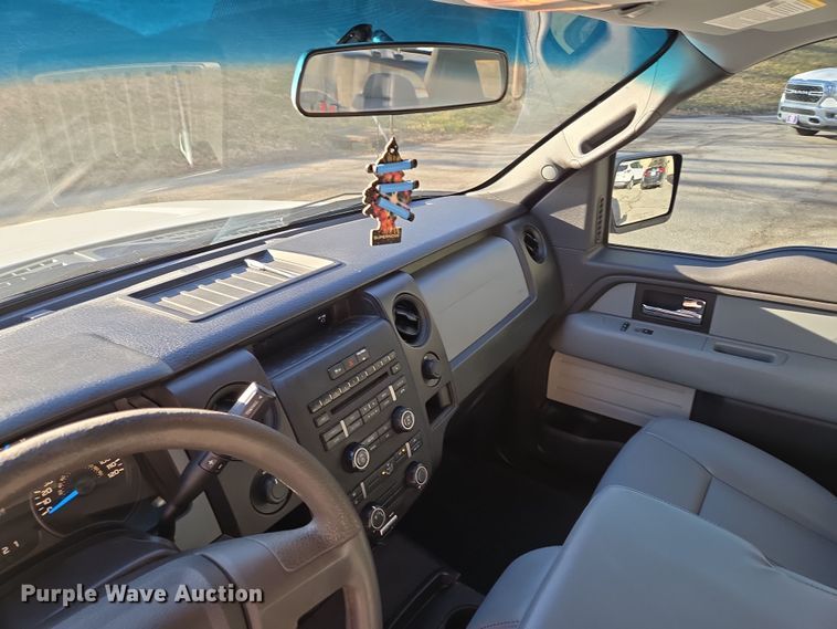 image for item EQ6732 2013 Ford  F150 SuperCrew pickup truck