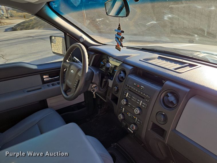 image for item EQ6732 2013 Ford  F150 SuperCrew pickup truck