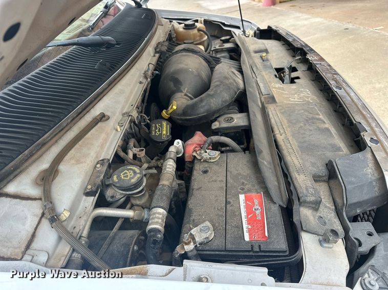 image for item ER4991 2010 Ford E350 Super Duty shuttle bus