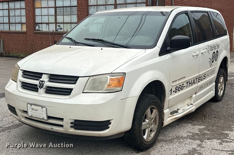 image for item ER4992 2010 Dodge Grand Caravan SE van