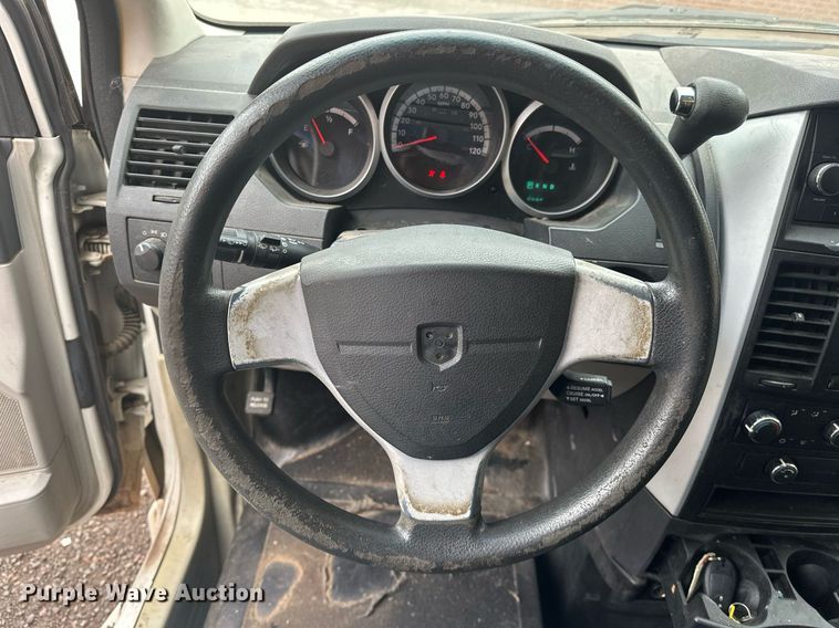 image for item ER4992 2010 Dodge Grand Caravan SE van