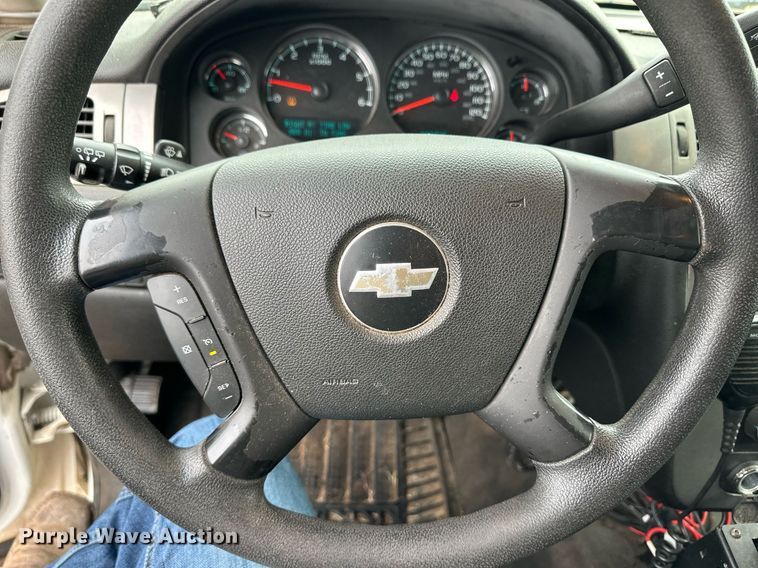 image for item ER8681 2010 Chevrolet Tahoe SUV