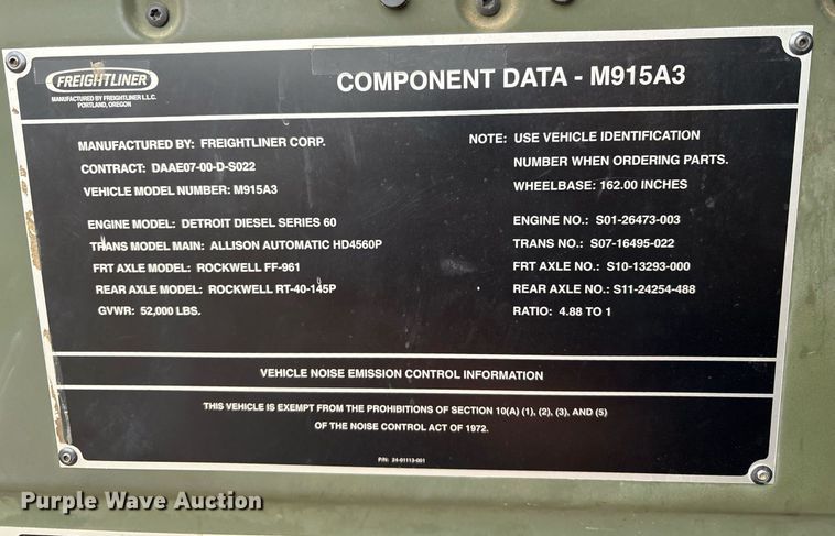 image for item EY9901 2002 Freightliner FLD semi truck