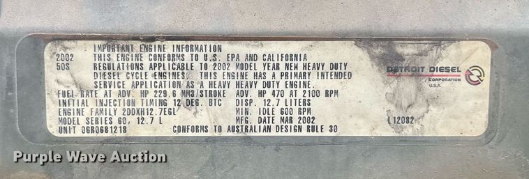 image for item EY9901 2002 Freightliner FLD semi truck