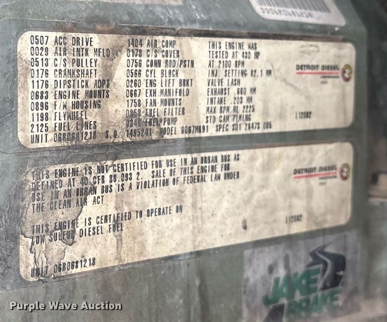 image for item EY9901 2002 Freightliner FLD semi truck