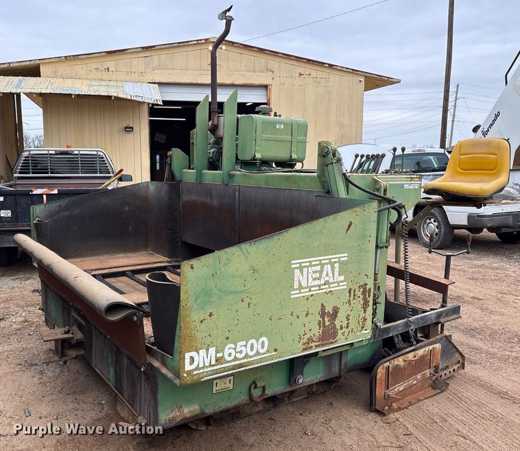 image for item EY9922 1995 Neal DM6500 paver